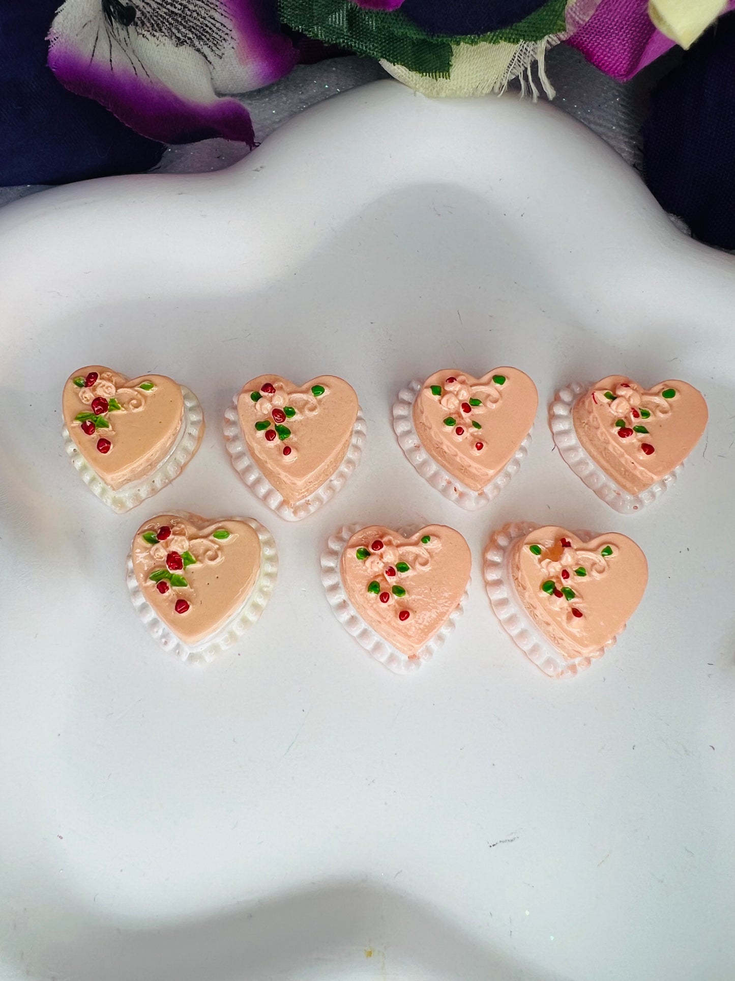 Pretty heart cakes